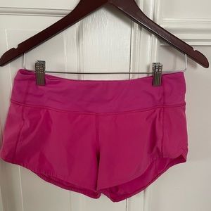 Lululemon Sonic Pink 2.5 Inseam Speed Up Shorts